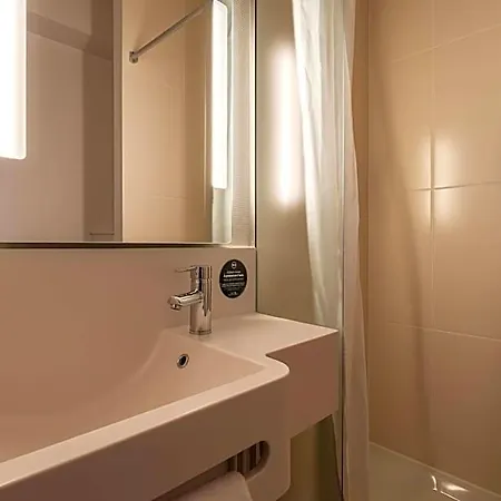 B&B Hotel Evreux Hotel